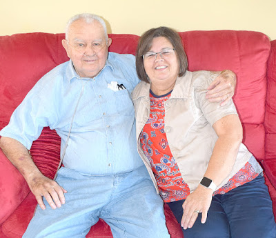 Stephanie+and+Vencil+02ADJ